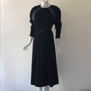 🖤80’s Vintage Black Leather and Suede Dress 🖤